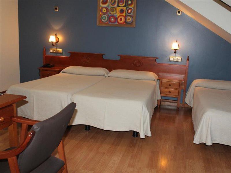 Hotel El Castillo Ponferrada Eksteriør bilde