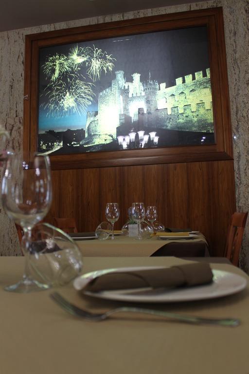 Hotel El Castillo Ponferrada Eksteriør bilde